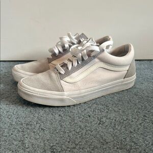 Vans Women's Cream and Gray Casual Sneakers